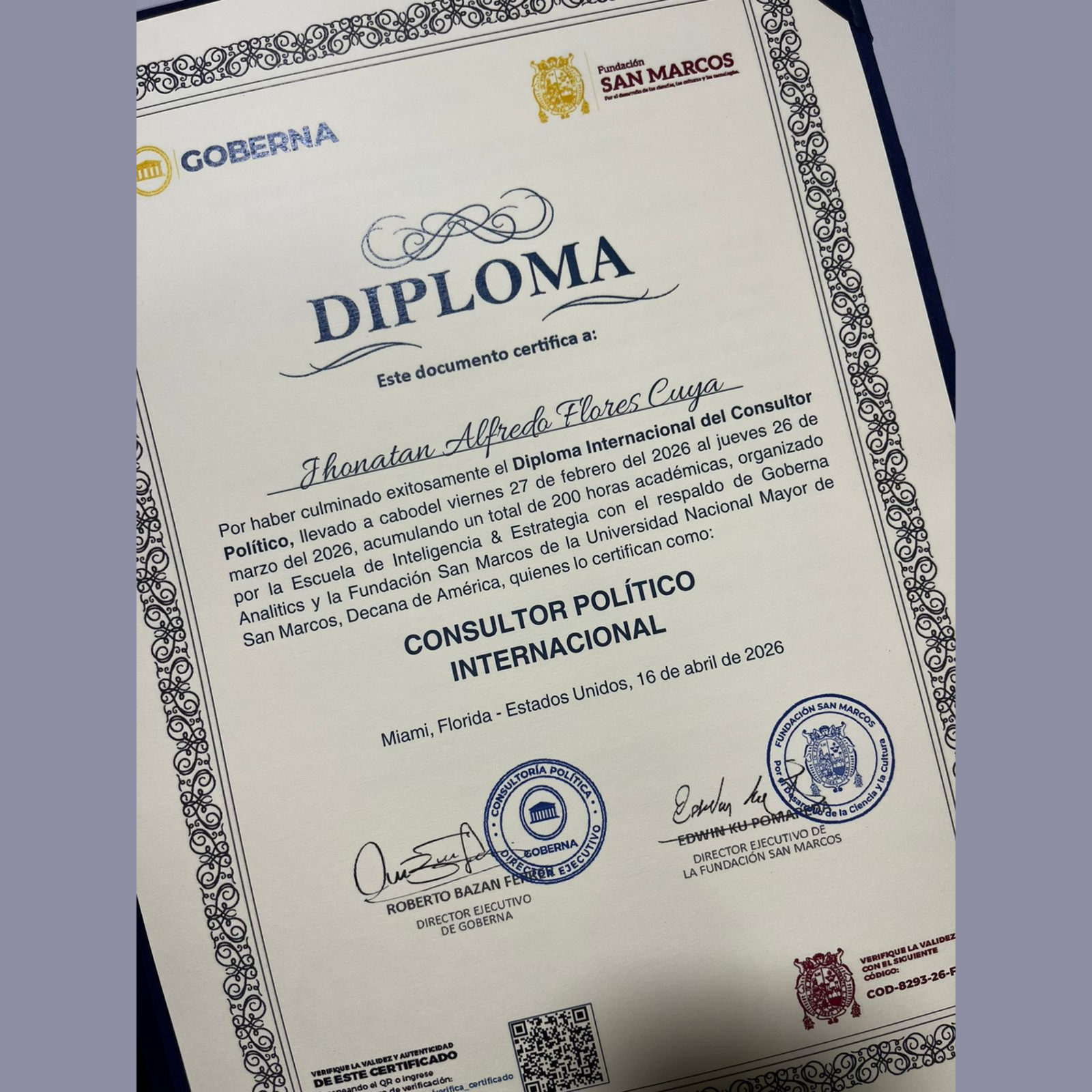 Jhonatan Flores Consultor Político Certificado